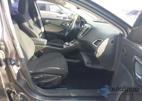 2015 Chrysler 200 Limited из США, поврежденный, VIN 1C3CCCAB8FN741017